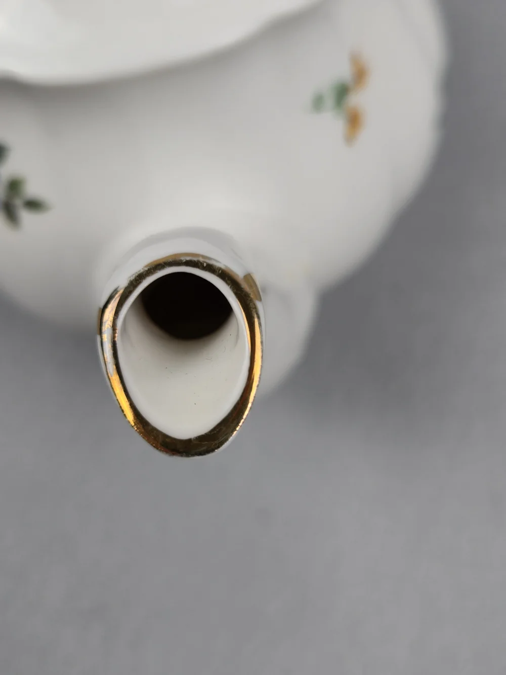 Grace Teaware White Fluted Fruit & Floral Fine Porcelain Teapot Gold Trim